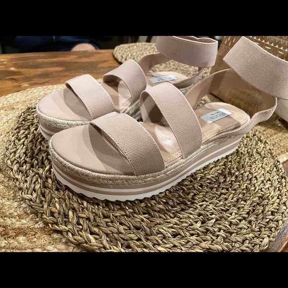 Wedges - Picture 2 of 3